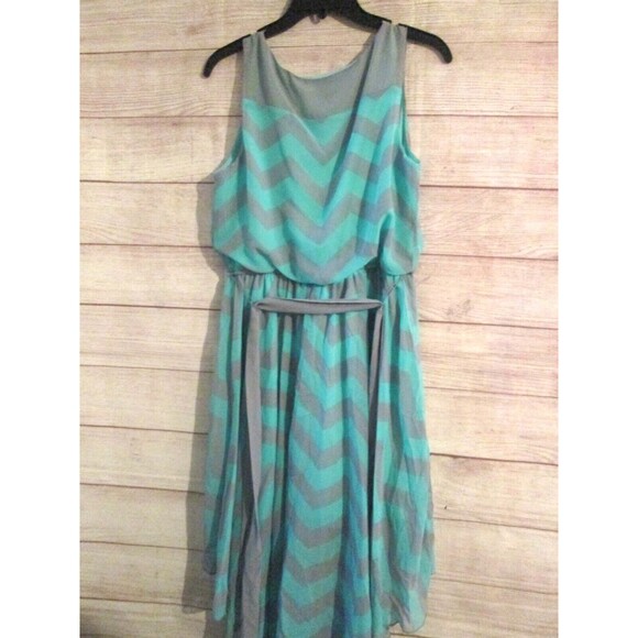 As You Wish Hi-Low Dress Size Medium  Multicolor Lined Chevron Sleeveless Belted - Picture 3 of 5